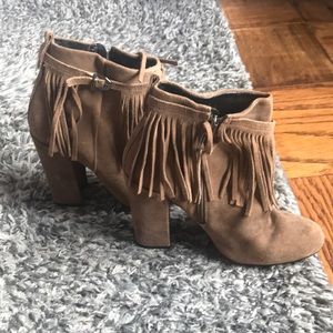 Barely worn super cute fringe booties!